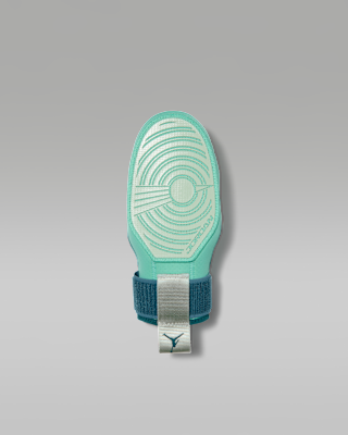 Reviews: Jordan Fly Baseball Sliding Mitt. Nike.com